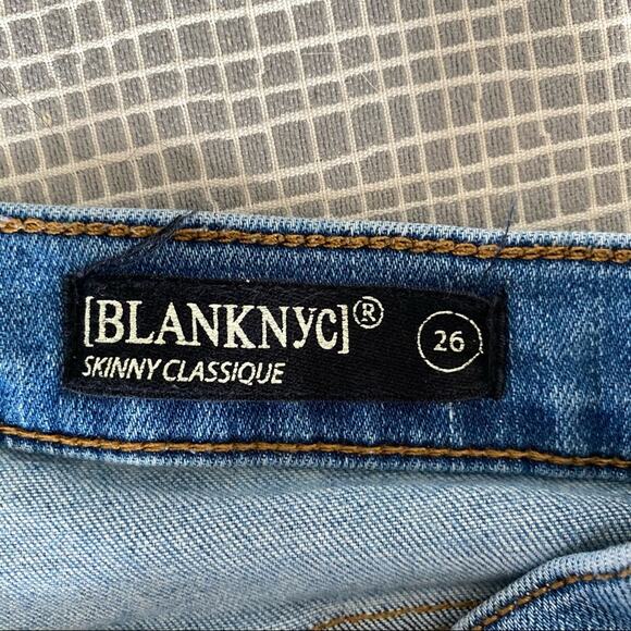 BlankNYC Skinny Classique Crop Patchwork F… - Picture 5 of 7